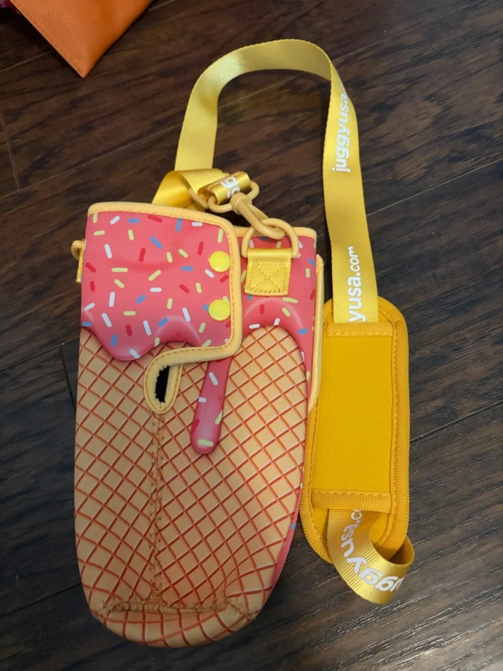 Juggy Ice Cream Cone Crossbody Bag - Yellow & Pink - Picture 2 of 6